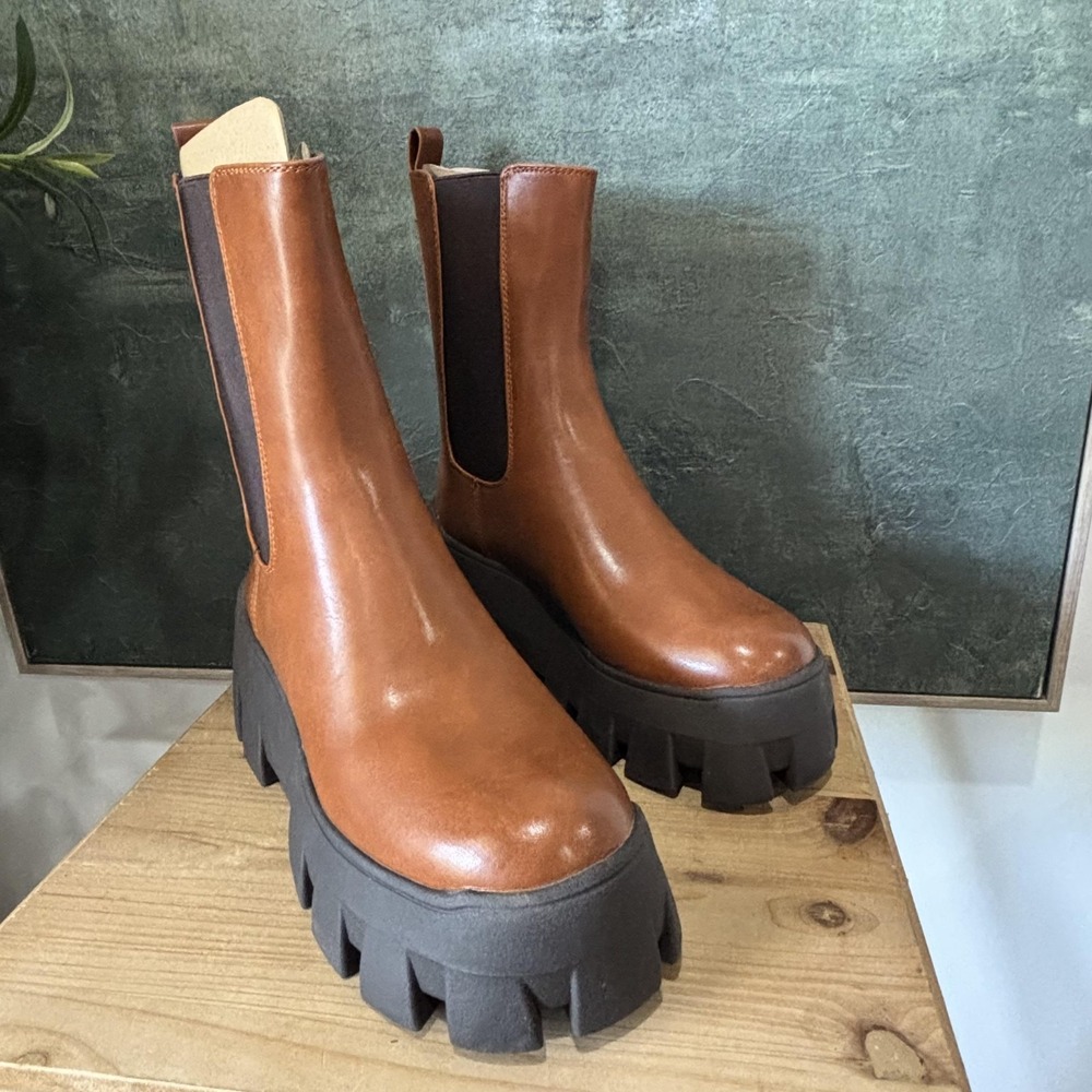 Circus By Sam Edelman Ana Boots Womens Size 7 Brown Platform Chelsea Lug Sole